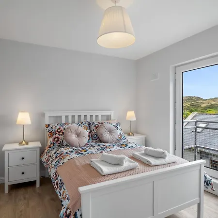 E1 Station House, Nyaraló *