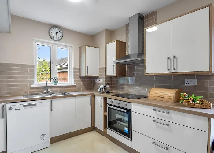 E1 Station House, Clifden